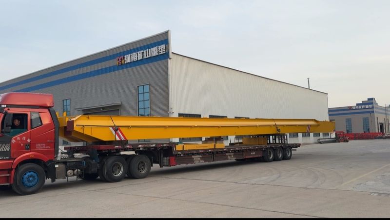 電動(dòng)葫蘆橋式起重機(jī) LH10t-27.95m 電動(dòng)單梁起重機(jī) LD5t—23.3m 制作完成，發(fā)往浙江省金華市交付客戶使用